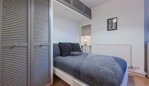 Double Room with Shared Bathroom