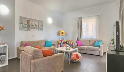 Five-Bedroom Holiday Home