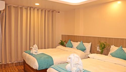 Deluxe Double or Twin Room