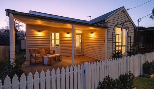 Three-Bedroom Holiday Home 