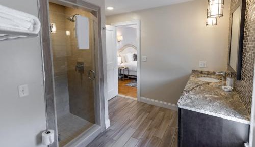 Apartment - Split Level