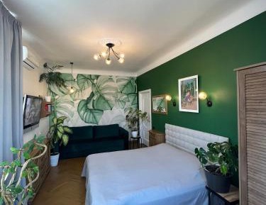 Two-Bedroom Deluxe Apartment with Balcony