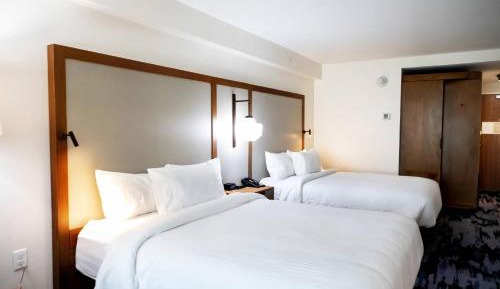 Queen Room with Two Queen Beds and Adapted Tub - Mobility and Hearing Accessible