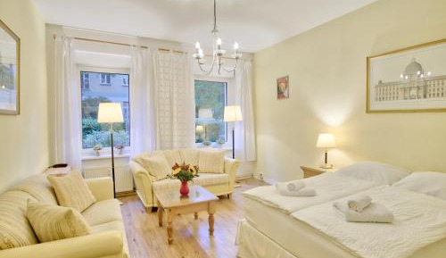Two-Bedroom Apartment with Garden View