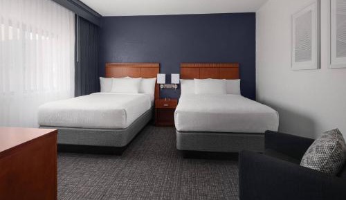 1 Bedroom Suite, 2 Double, Sofa bed