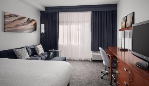 King Room with Sofa Bed
