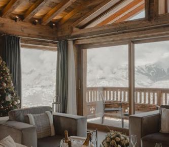 Prestige Residence with Four Bedrooms