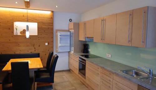 Apartment with Shower