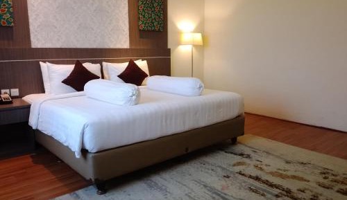 Suite with Balcony