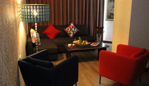Deluxe Suite
