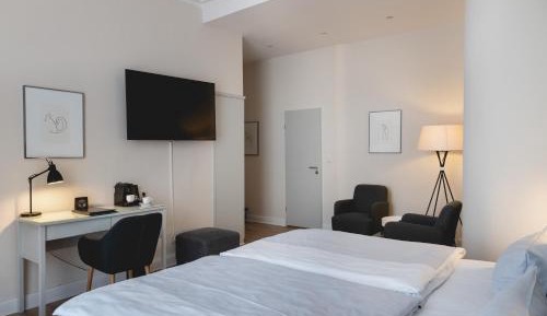 Junior Suite with Balcony