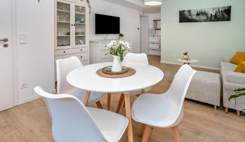 Superior One-Bedroom Apartment