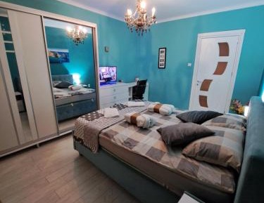 Superior One-Bedroom Apartment