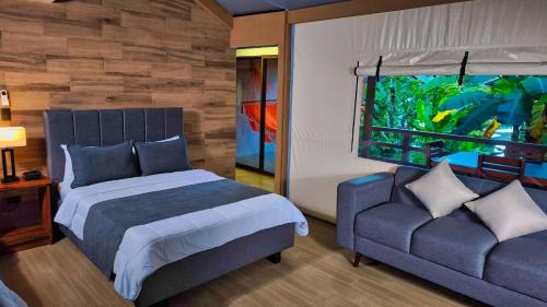Suite with Mountain View