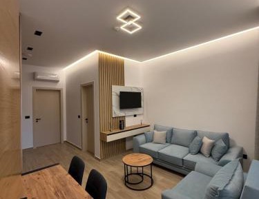 Deluxe One-Bedroom Apartment with Garden View