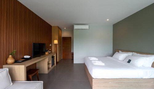 King Room with Lake View