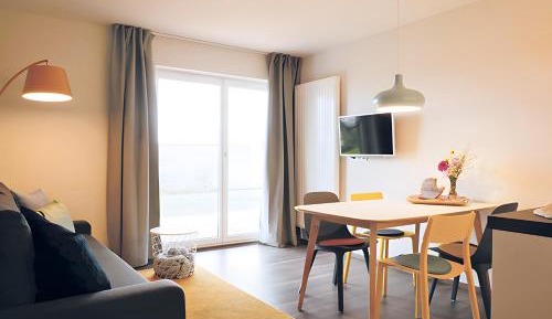 Superior One-Bedroom Apartment