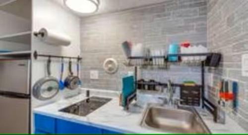 2 Queen Beds w/ Kitchenette, Non-Smoking