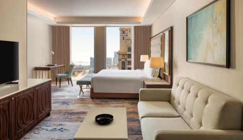 Junior Suite 1 King