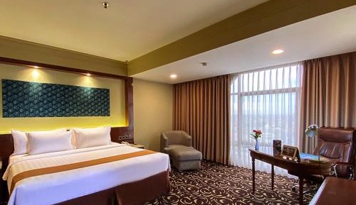 Suite with Balcony