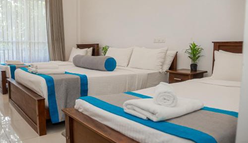 Deluxe Family Room