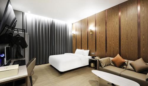 Premier Double Room