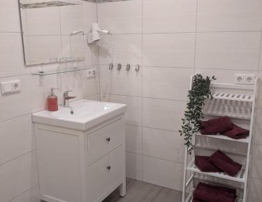 Room #586379307