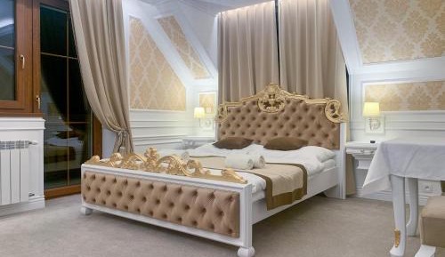 Superior Room with Balcony