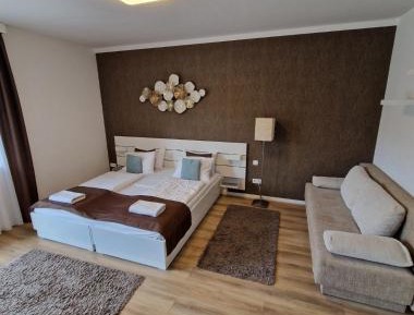 One-Bedroom Apartment with Balcony