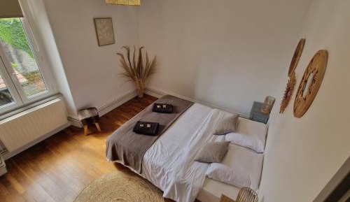 One-Bedroom Apartment - Non-Smoking
