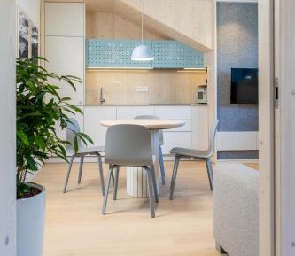 One-Bedroom Apartment