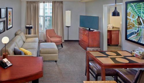One-Bedroom Suite