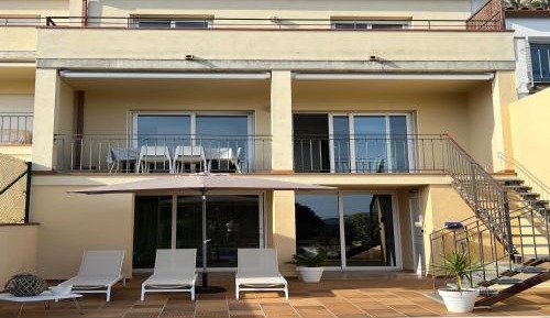 Three-Bedroom Holiday Home 