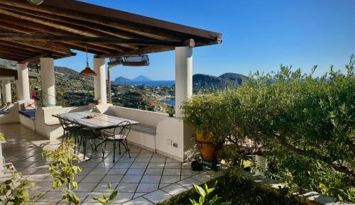 One-Bedroom Apartment with Sea View and Terrace