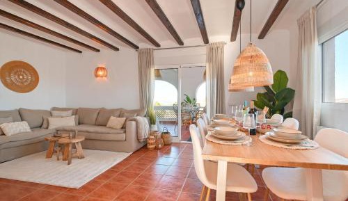 Three-Bedroom Holiday Home 