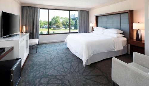 Guest Room, 1 King