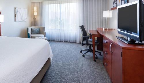 King Room with Sofa Bed