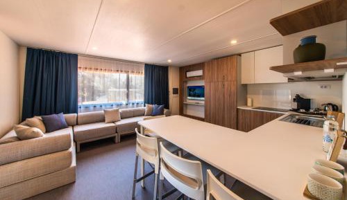 Deluxe Camping Villa