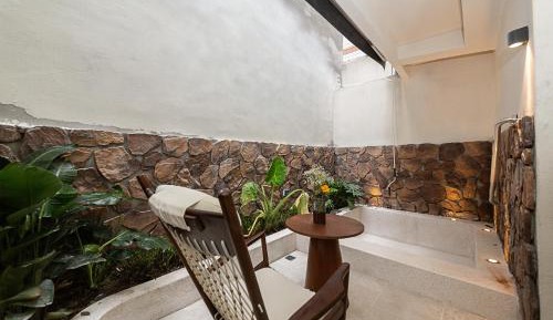 Family Room with Mountain View