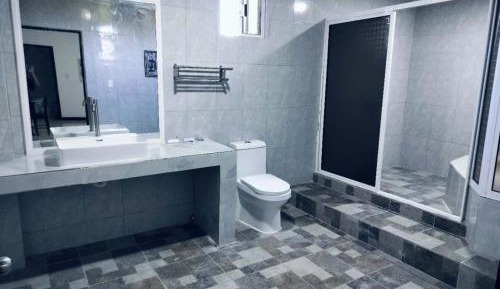 King Suite with Spa Bath