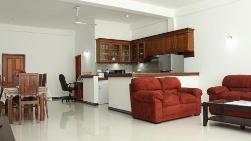 Deluxe One-Bedroom Suite with Balcony