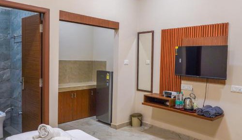 Double Room with Private Bathroom