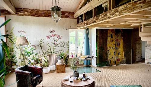 Double Room with Private External Bathroom