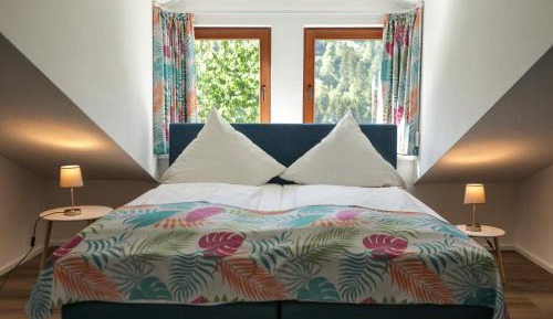 Deluxe Family Suite