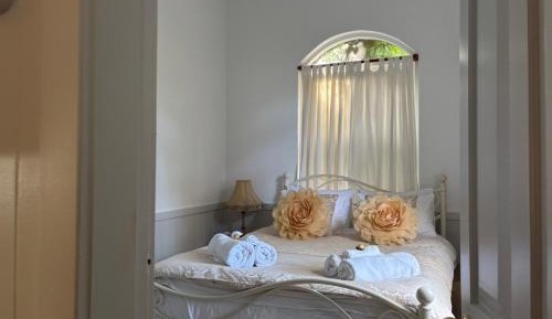Queen Room with Shared Bathroom