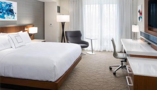Newly Renovated, Guest room, 1 King