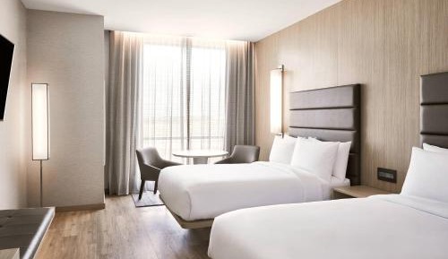 Guest room, Queen