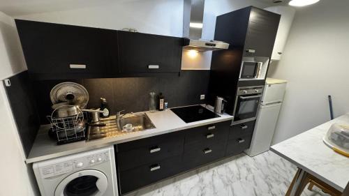 Apartment with Shower