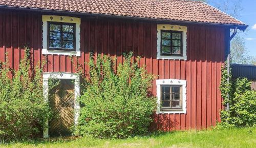 Two-Bedroom Holiday Home