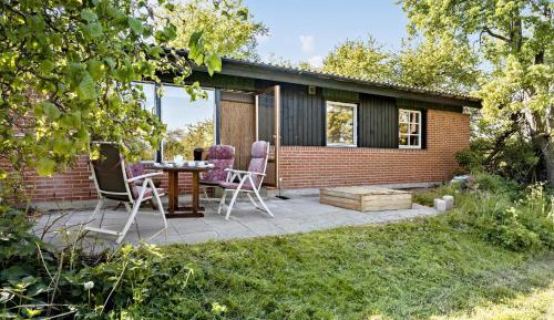 Three-Bedroom Holiday Home 
